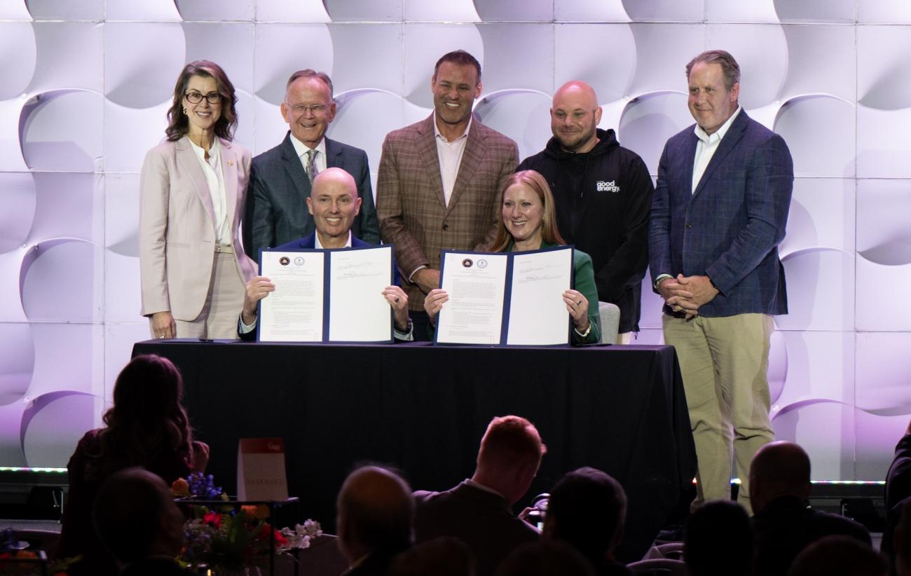 Permitting Council Executive Director Emily Domenech and Utah Governor Spencer Cox after signing an MOU for the State of Utah